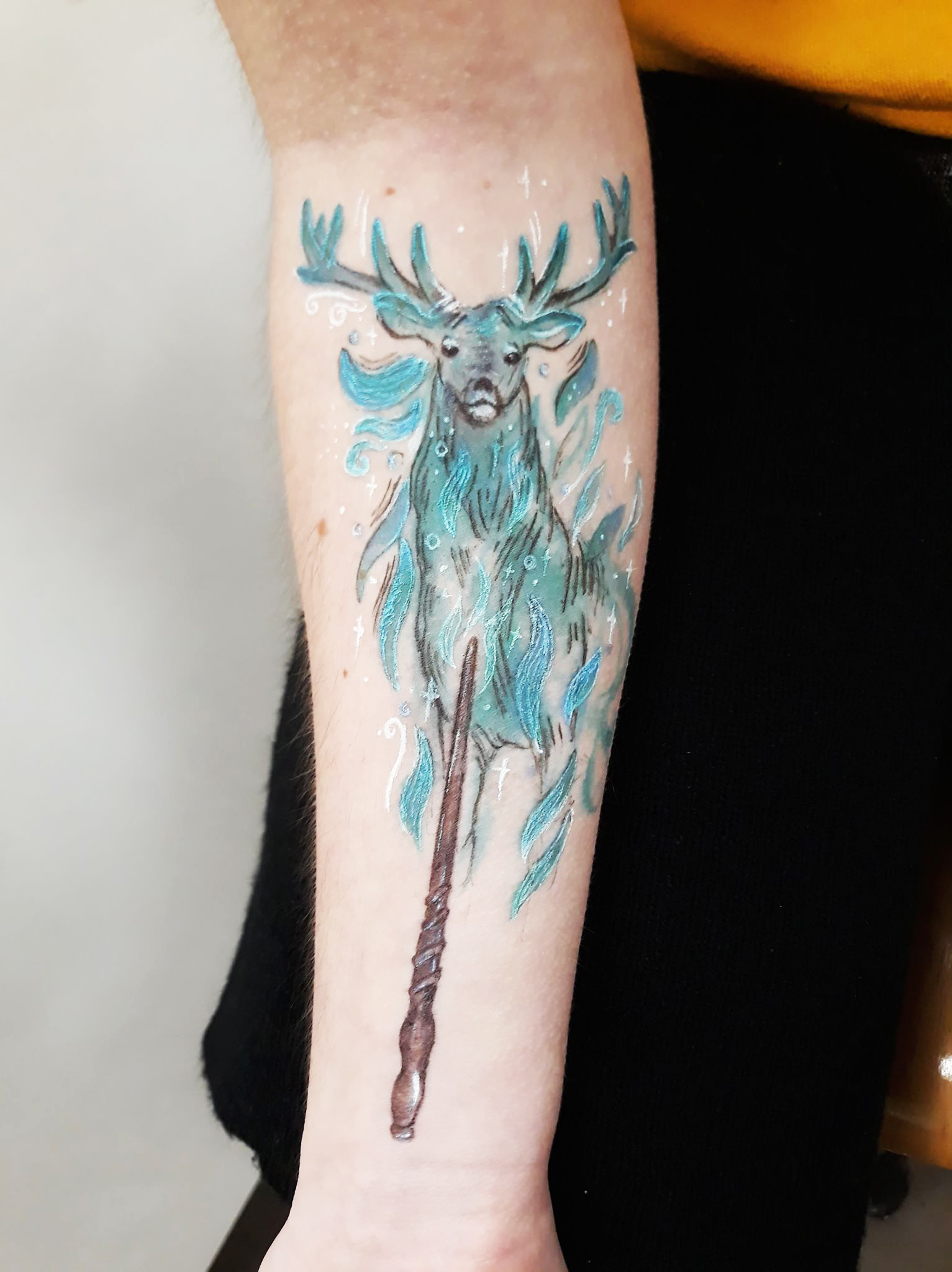 dessin cerf sur corps